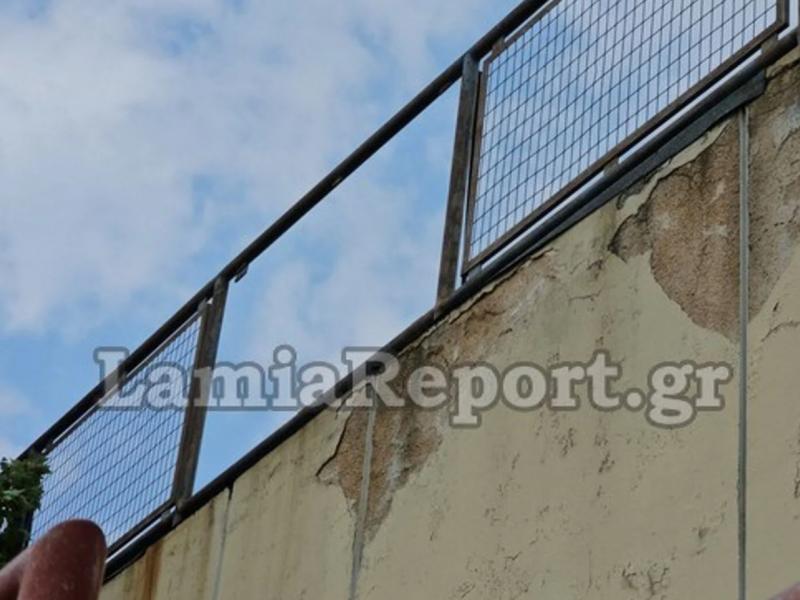 Λαμία: Διπλό χειρουργείο για τον 13χρονο που έπεσε σε σχολείο