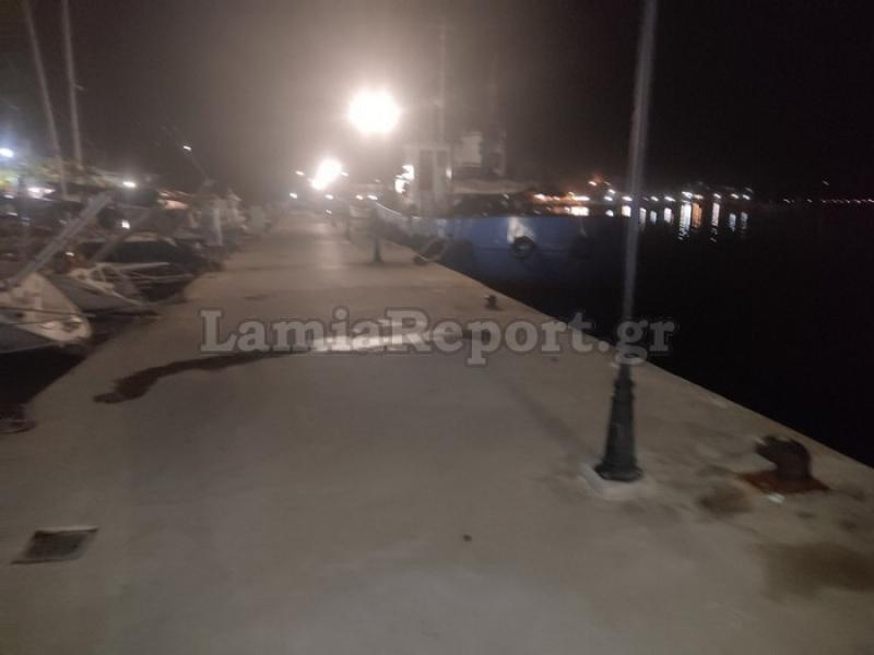 Παραλίγο τραγωδία: 29χρονος έπεσε με το αναπηρικό καροτσάκι του στη θάλασσα