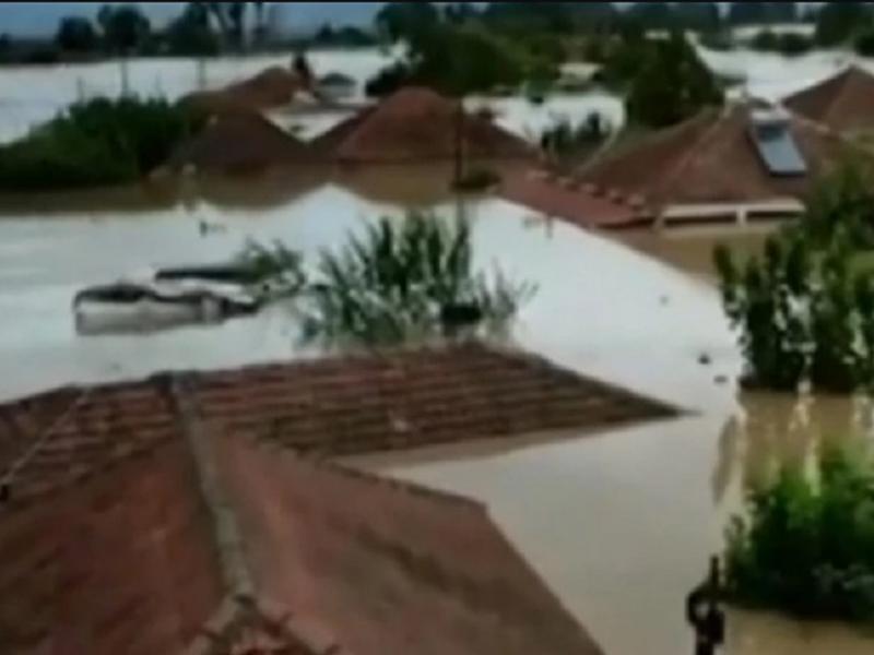 Πλημμυρισμένα σπίτια
