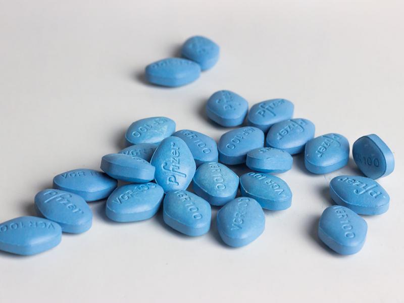 Απίστευτο! Πήρε ένα χάπι Viagra και μετά από ώρες δεν μπορούσε να δει