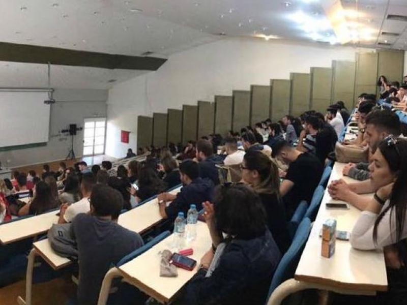 Εξ αποστάσεως Μεταπτυχιακά Εκπαιδευτικών 2024: Υποτροφίες (ΔΕΝ χρειάζονται ΔΟΑΤΑΠ)