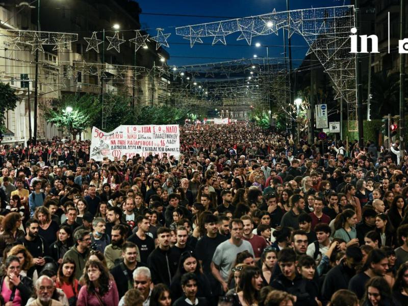 Πολυτεχνείο: Προς την πρεσβεία του Ισραήλ κατευθύνεται μεγάλο μέρος των διαδηλωτών
