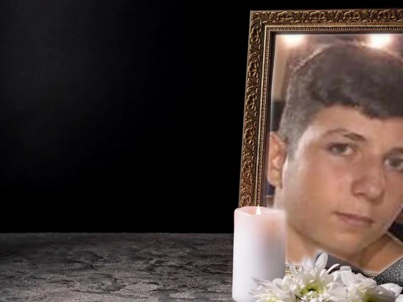 To σπαρακτικό «αντίο» στον 17χρονο μαθητή που πέθανε σε τροχαίο (Video)