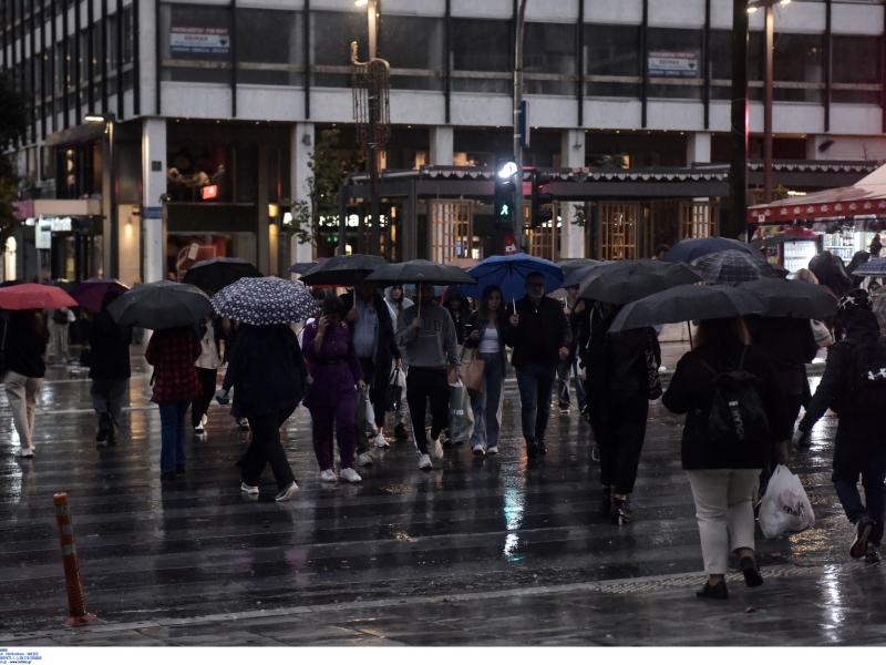 ΕΜΥ: Ισχυρές βροχές και καταιγίδες μέχρι το βράδυ 
