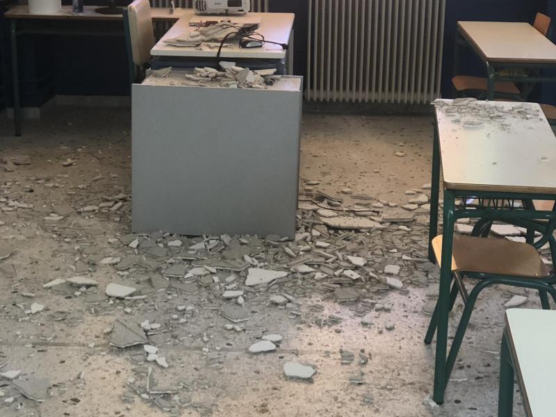 Γονείς σχετικά με τα σχολεία υπό κατάρρευση στο Αιγάλεω