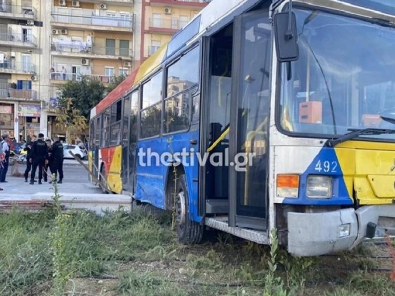 Οδηγός λεωφορείου ΟΑΣΘ