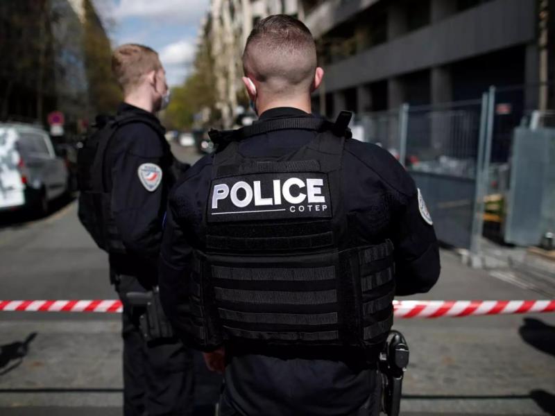 Σοκ στη Γαλλία: Πυροβόλησε τη σύζυγό του και αυτοκτόνησε έξω από το δικαστήριο