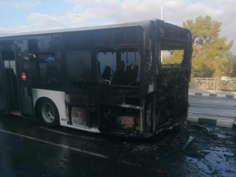 Τρόμος: Λεωφορείο με μαθητές πήρε φωτιά εν κινήσει
