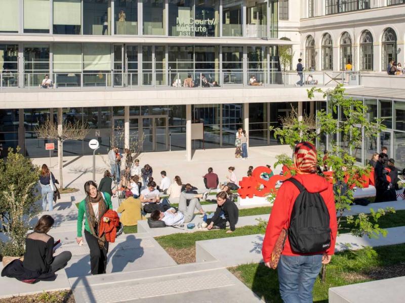 Παρίσι: Φοιτητές έκαναν κατάληψη σε πανεπιστήμιο – Να παραιτηθεί ο διευθυντής για «ενδοοικογενειακή βία»