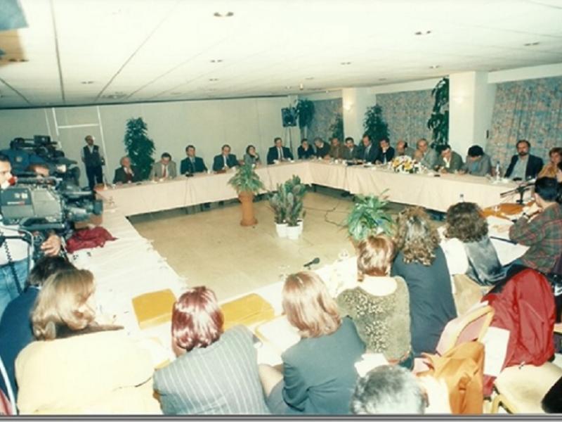 Συνάντηση ΟΛΜΕ - κομμάτων το 1997