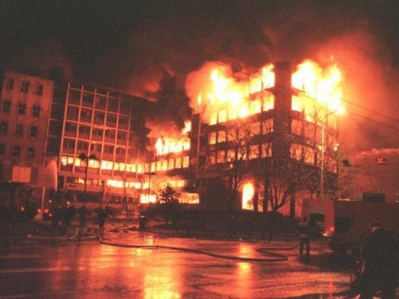 25 χρόνια μετά ένα αλησμόνητο έγκλημα: Ποιος θυμάται ένα κράτος που το έλεγαν Γιουγκοσλαβία