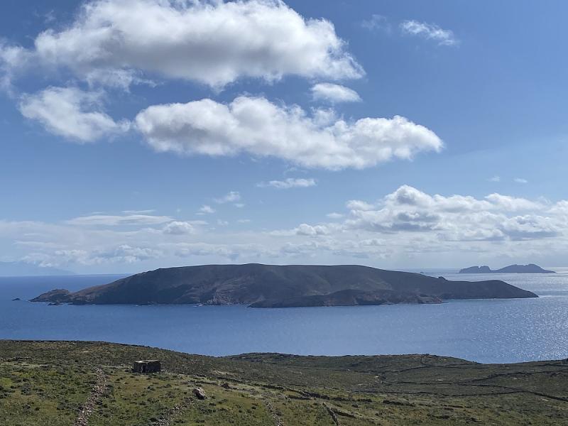 «Σε τιμή ευκαιρίας» πωλείται νησί διπλά στη Μύκονο για 50.000.000 ευρώ