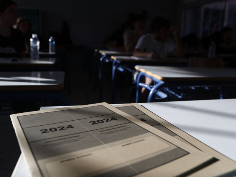 Πανελλαδικές 2025: «Τα παιδιά πάλεψαν με ασάφεια και θέμα εκτός ύλης» καταγγέλλει βιολόγος