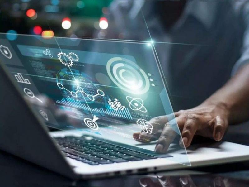 Πρόταση για σχολεία πληροφορικής και STEM – Εκπαίδευση στο ύψος των τεχνολογικών καιρών