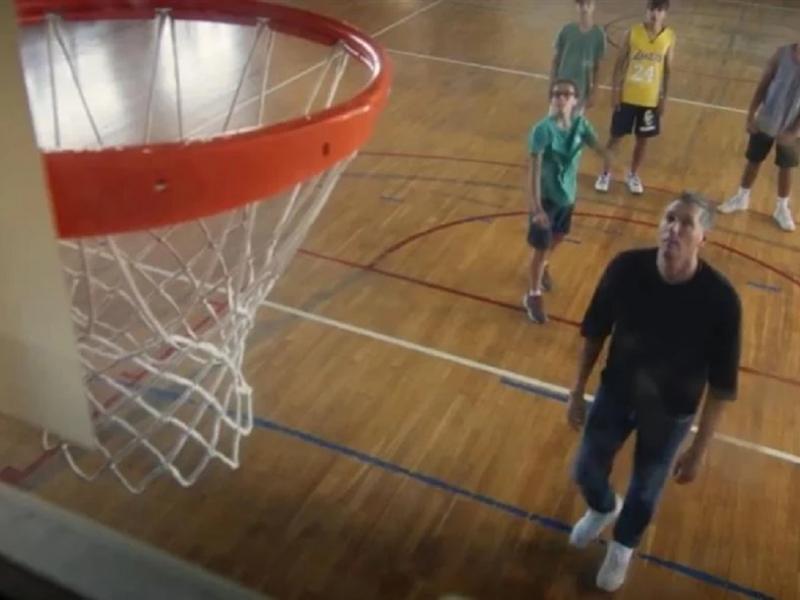 Βίντεο κατά του bullying με τον Δημήτρη Διαμαντίδη 