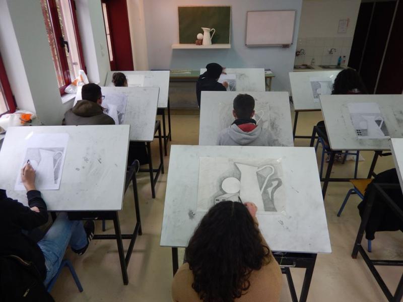 Ένωση Εκπαιδευτικών Εικαστικών Μαθημάτων: Όχι βιντεομαθήματα από δασκάλους Τik Τokers!