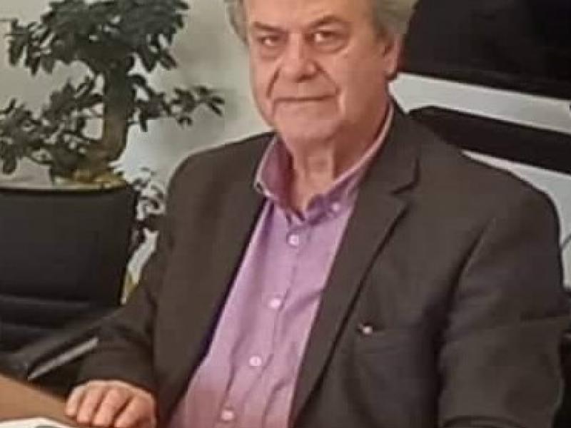 Ο Διευθυντής Εκπαίδευσης ΠΕ Κώστας Παπαχρήστος καθαίρεσε 12 στελέχη εκπαίδευσης