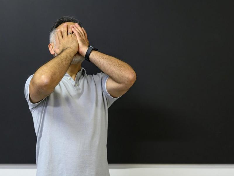 «Σιωπή» του ΥΠΟΙΚ για τους κόφτες στη χορήγηση του επιδόματος ανεργίας που αποκλείει χιλιάδες εκπαιδευτικούς