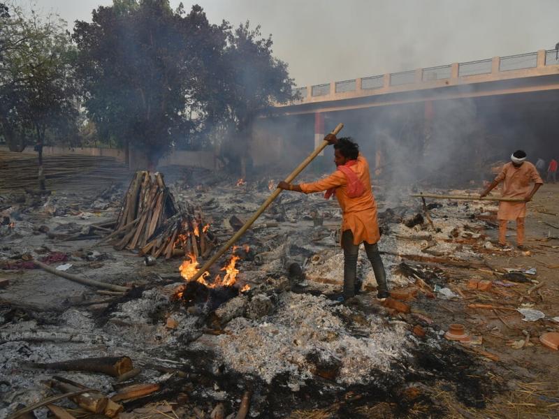 Ινδία: Βρήκε τις αισθήσεις του λίγο πριν από την καύση του