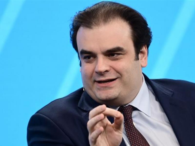 (Ξανα)έφερε το Harvard κι έφυγε ο Πιερρακάκης