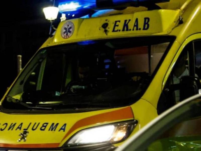 Σοβαρό τροχαίο στην Λεωφόρο Αρτέμιδας: Αστυνομικός παρέσυρε ηλικιωμένο – Πολύ σοβαρή η κατάστασή του