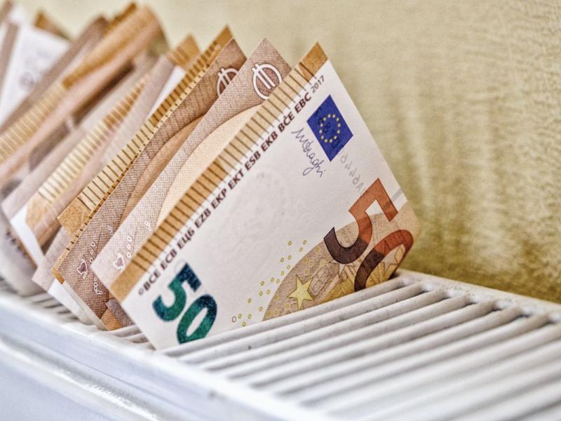 Επίδομα Θέρμανσης 2025: Πότε πληρώνεται – Τα ποσά και τα κριτήρια για φυσικό αέριο, ρεύμα και τηλεθέρμανση
