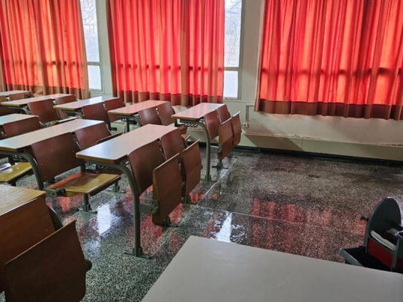 Καθηγητής τραυματίστηκε εν ώρα μαθήματος και μεταφέρθηκε στο νοσοκομείο