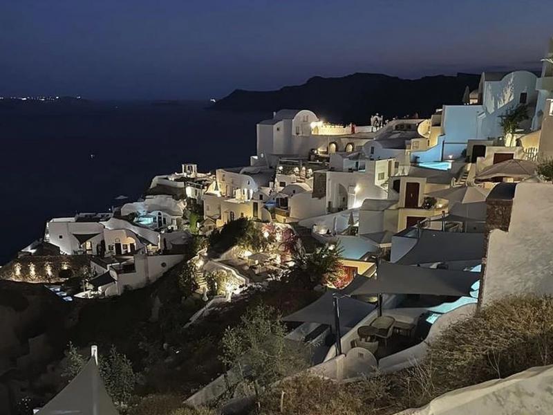 santorini seismos