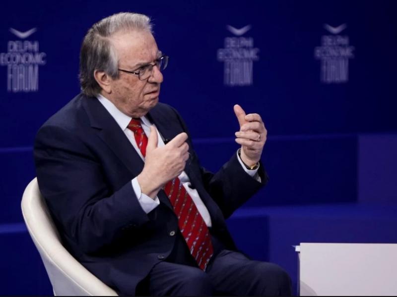 Μπαμπινιώτης: Είναι το butter, το paper ή το church ελληνικές λέξεις;