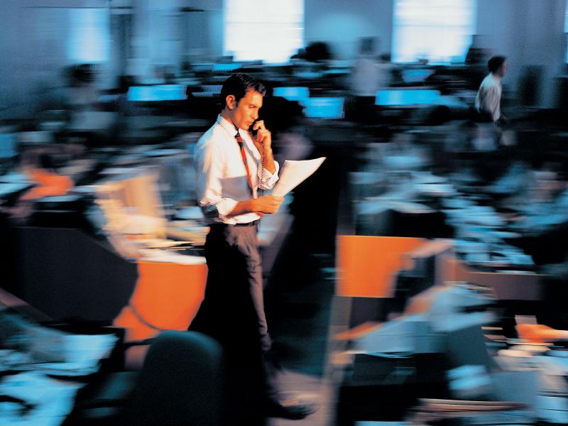 Αυξήσεις μισθών: Αυτοί οι 200.000 δημόσιοι υπάλληλοι θα πάρουν αυξήσεις το β΄ μισό του 2025 (αναλυτικοί πίνακες)