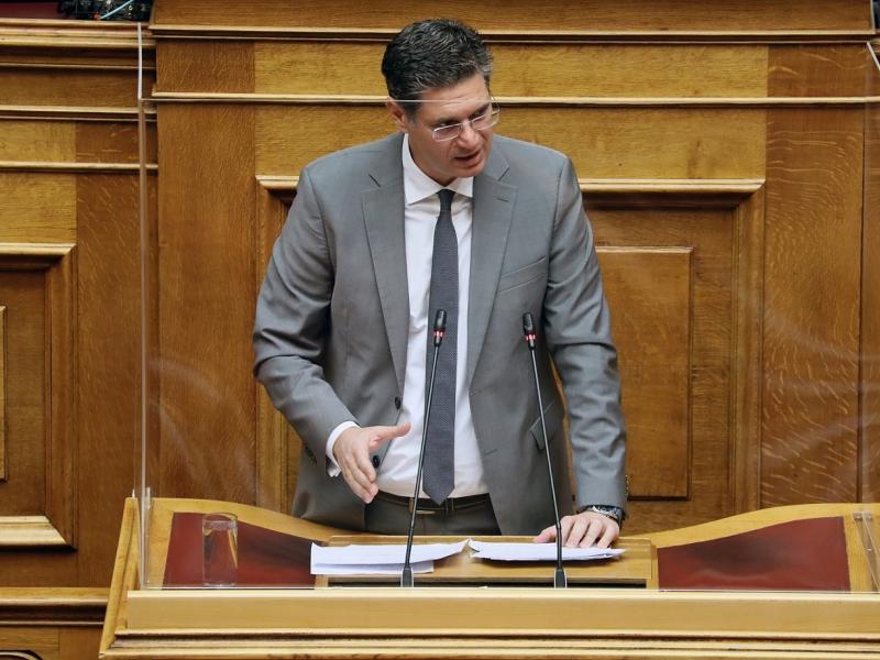 Διονύσης Καλαματιανός: «Οι απειλές της κυβέρνησης δεν πτοούν τους εκπαιδευτικούς»