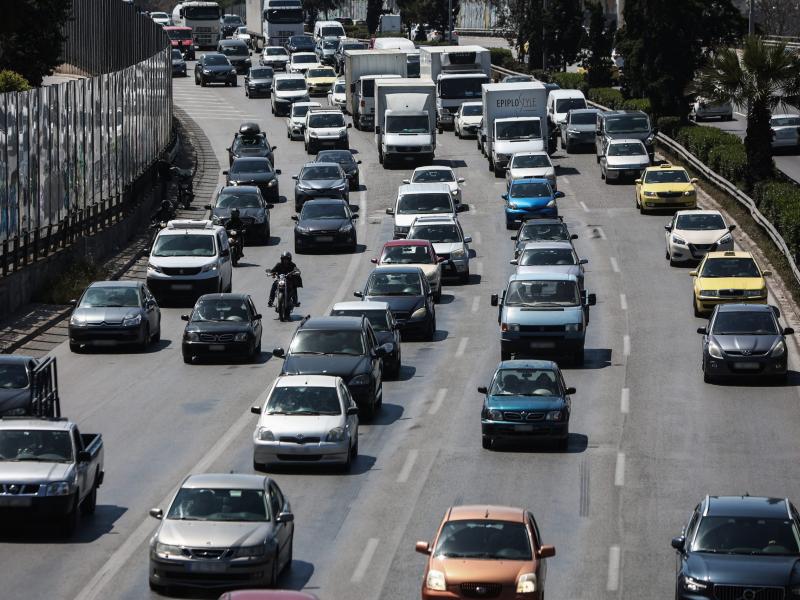 "Κόλαση" η επιστροφή των εκδρομέων του Πάσχα: Live η κίνηση
