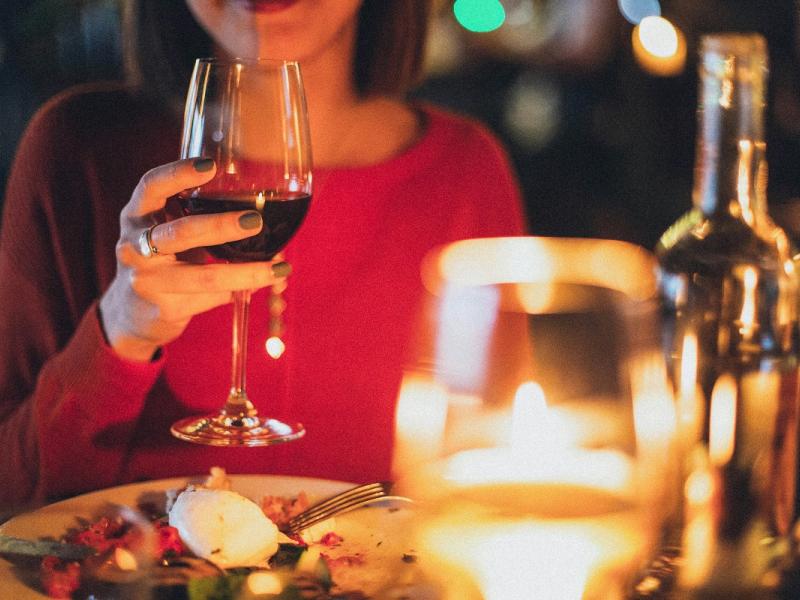 Σιωπηλή απειλή στο ποτήρι: Αυξάνονται ανησυχητικά οι τοξικές ουσίες στα ευρωπαϊκά κρασιά