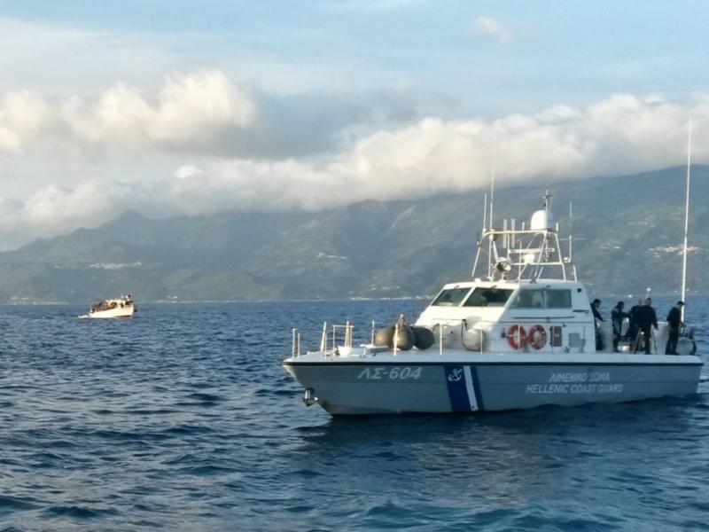 Ναυάγιο στη Μυτιλήνη: 8 αγνοούμενοι, 4 νεκροί, 23 οι διασωθέντες- Έρευνες από Λιμενικό και ΕΛ.ΑΣ.