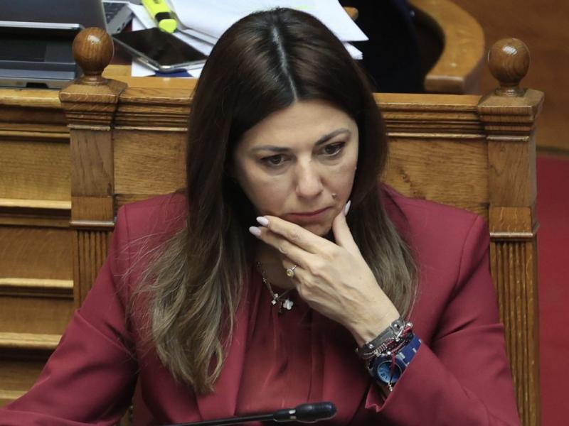 Σοφία Ζαχαράκη: Σχετικά με τις δράσεις επιμόρφωσης 120.000 εκπαιδευτικών