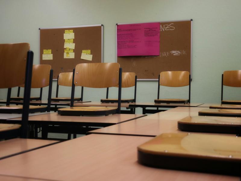 Αφήνουν μετανάστρια μαθήτρια χωρίς σχολικό νοσηλευτή