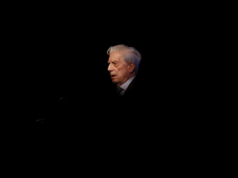 Πέθανε ο Μάριο Βάργκας Γιόσα: Αποχαιρετισμός σε έναν θρύλο της παγκόσμιας λογοτεχνίας