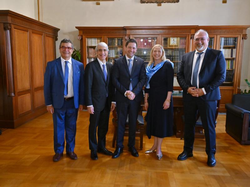 Ιστορική επίσκεψη της Προέδρου του Yale στο ΕΚΠΑ: Αναγόρευση του Peter Salovey σε Επίτιμο Διδάκτορα του Πανεπιστημίου Αθηνών