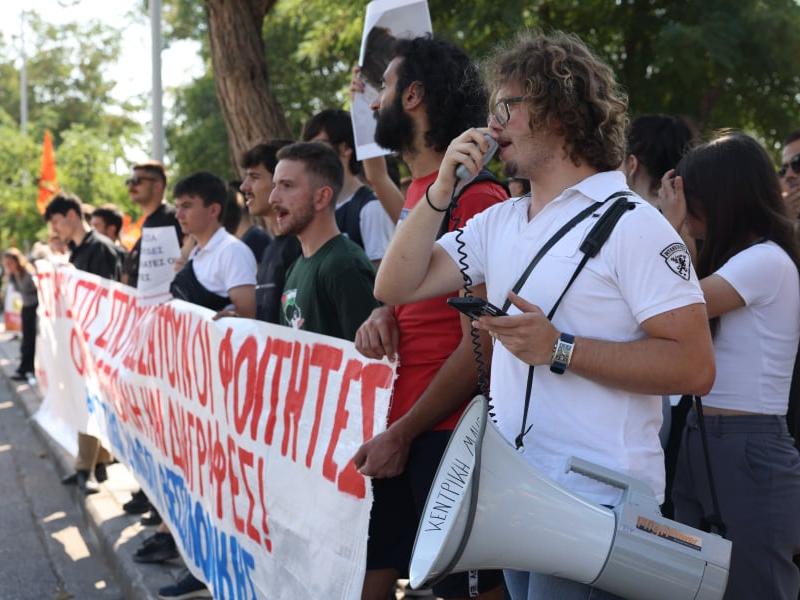 Σύνταγμα: Σήμερα στις 10 πμ μαζικό φοιτητικό συλλαλητήριο ενάντια στις διαγραφές και τα μέτρα καταστολής στα πανεπιστήμια
