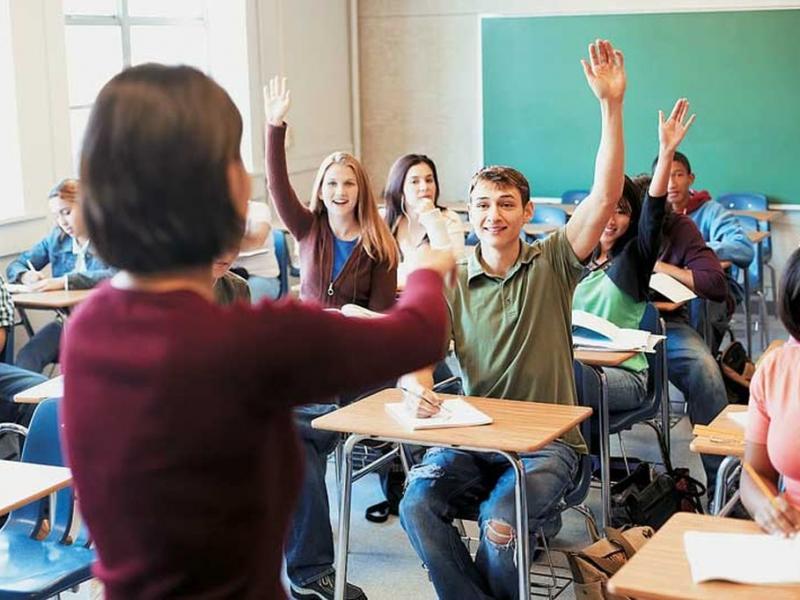 Τι γίνεται με το διορισμό φιλολόγων στα Γυμνάσια και τα Λύκεια τη νέα σχολική χρονιά