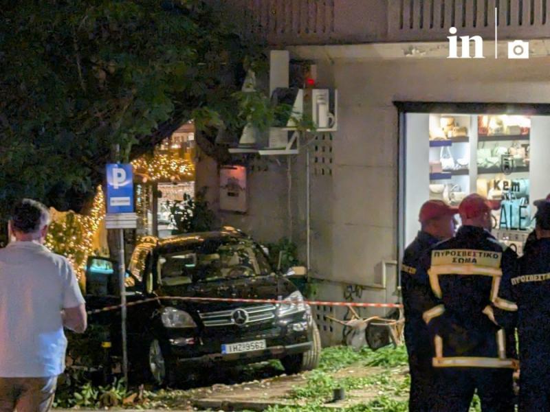 Κολωνάκι: Ο παρκαδόρος προσπάθησε με τα χέρια να σταματήσει το τζιπ – Στη ΜΕΘ νοσηλεύεται 46χρονος (βίντεο)