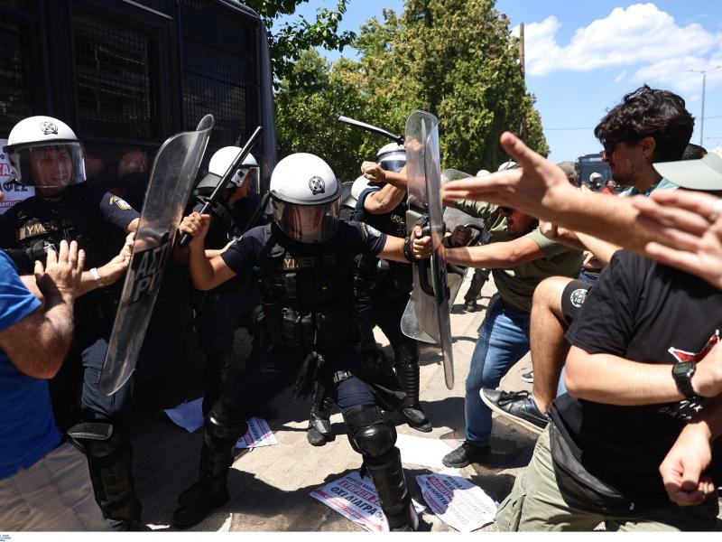 MAT επιτέθηκαν σε φοιτητές στη Σύνοδο Πρυτάνεων