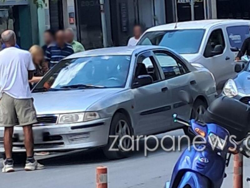 Σοκ στα Χανιά: Οδηγός επιχείρησε να παρασύρει παιδί ΑμεΑ και τον πατέρα του (vid)