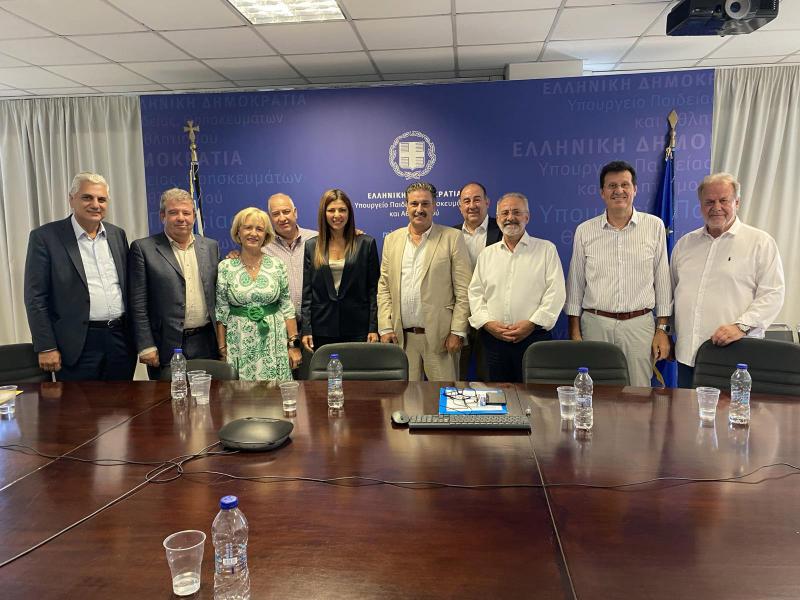 συνάντηση της ΠΕΔΙΠΔΕ με την κ. Υπουργό Παιδείας και τον κ. Γενικό Γραμματέα