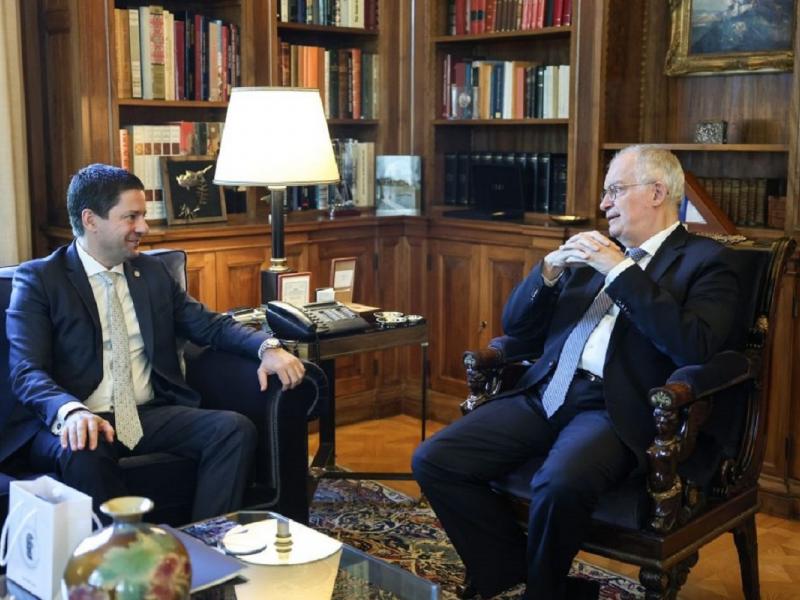 Συνάντηση του Προέδρου της Δημοκρατίας Κωνσταντίνου Αν. Τασούλα με τον Πρύτανη του Εθνικού και Καποδιστριακού Πανεπιστημίου Αθηνών Γεράσιμο Σιάσο