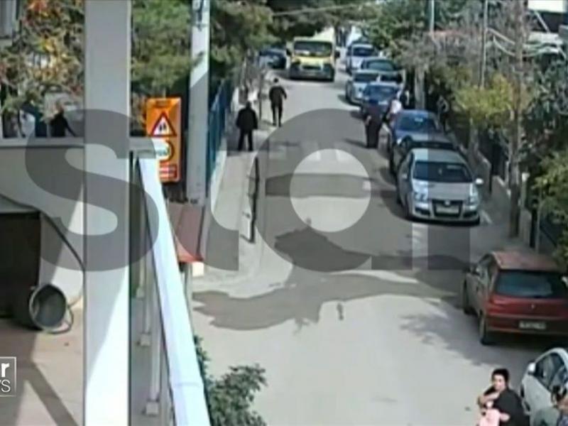 Τραγωδία στον Ασπρόπυργο: «Ήτανε ένα παιδάκι κάτω, του κάνανε ΚΑΡΠΑ, κάποιοι έκλαιγαν» (Βίντεο)