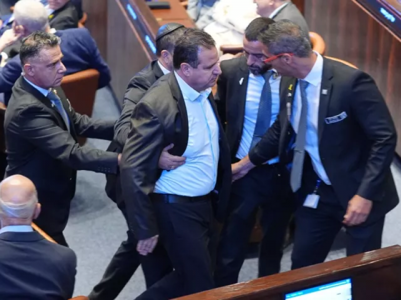 Ένταση στην ισραηλινή Βουλή – Οι βουλευτές αποβλήθηκαν «αστραπιαία» κατά τη διάρκεια της ομιλίας του Ντόναλντ Τραμπ