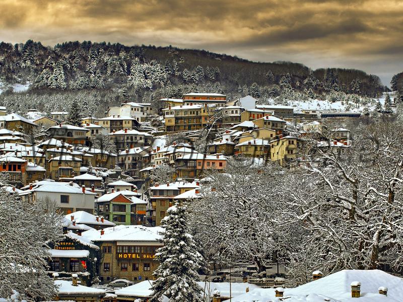 Τα καλύτερα ορεινά χωριά της Ελλάδας για χειμερινές αποδράσεις
