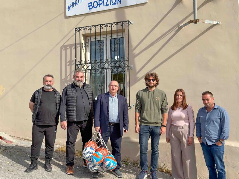 Επίσκεψη του Διευθυντή Πρωτοβάθμιας Εκπαίδευσης στις σχολικές μονάδες των Βοριζίων