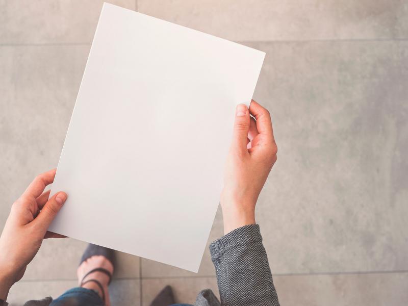 ΛΕΥΚΗ ΚΟΛΛΑ